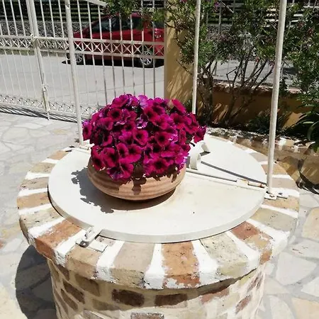 Sunny Stay Furnished Apartment In Kanoni Extérieur photo