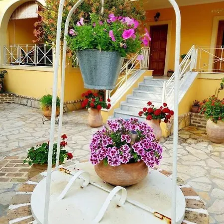 Sunny Stay Furnished Apartment In Kanoni Extérieur photo